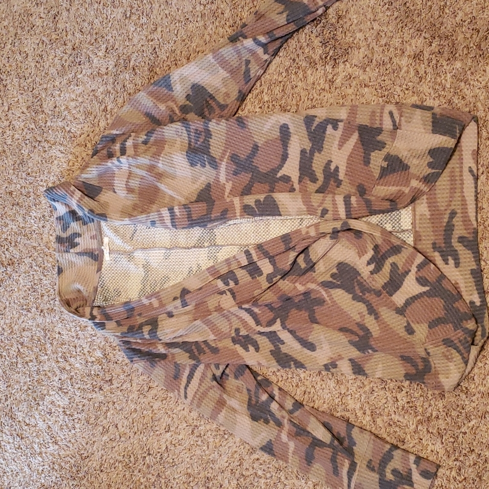 EUC Maurices Campbell Cardigan Size 2X